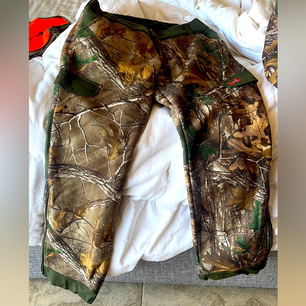 Under armor storm cold weather woodland camo hunting pants